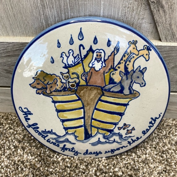 Louisville Stoneware Noah's Ark Kentucky USA l Trivet Dining Table Dishware - Picture 3 of 6